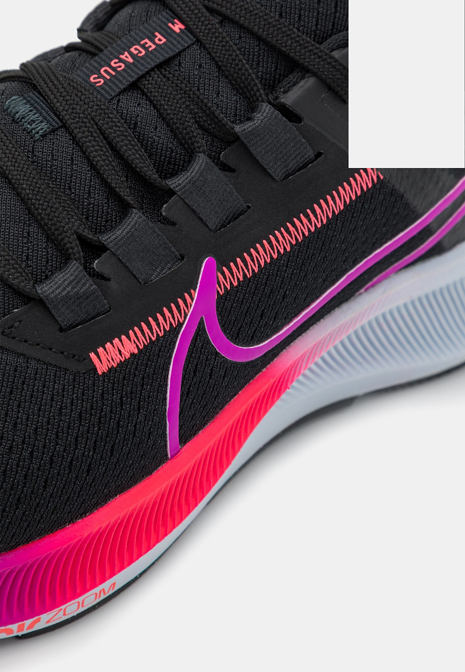 Фото № 3 с приближением к товару «‎Nike Air Zoom Pegasus 38»