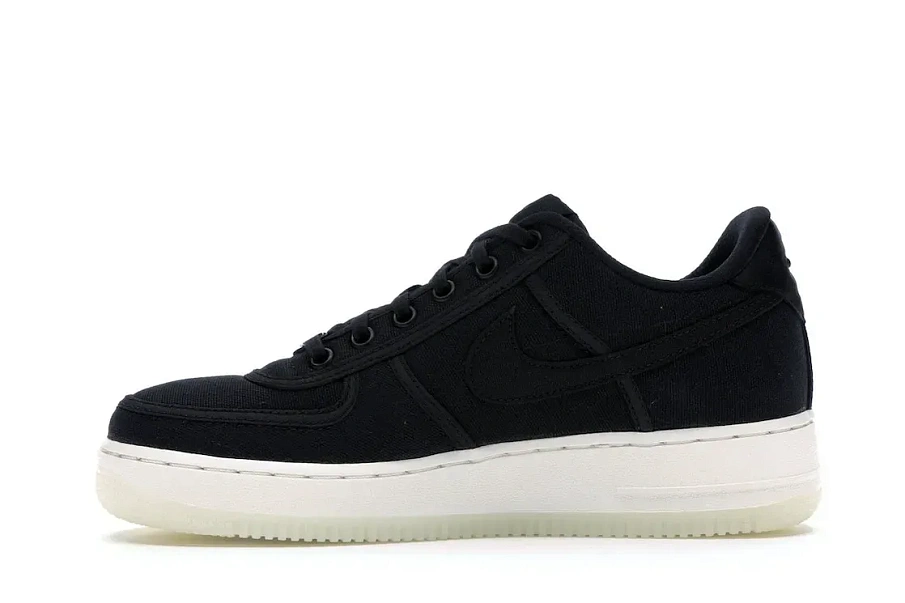 Фото № 3 с приближением к товару «‎Nike Air Force 1 Low Canvas Black»