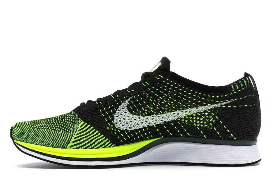 Фото № 3 с приближением к товару «‎Nike Flyknit Racer Volt (2013)»