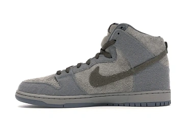 Nike SB Dunk High Tauntaun - 3