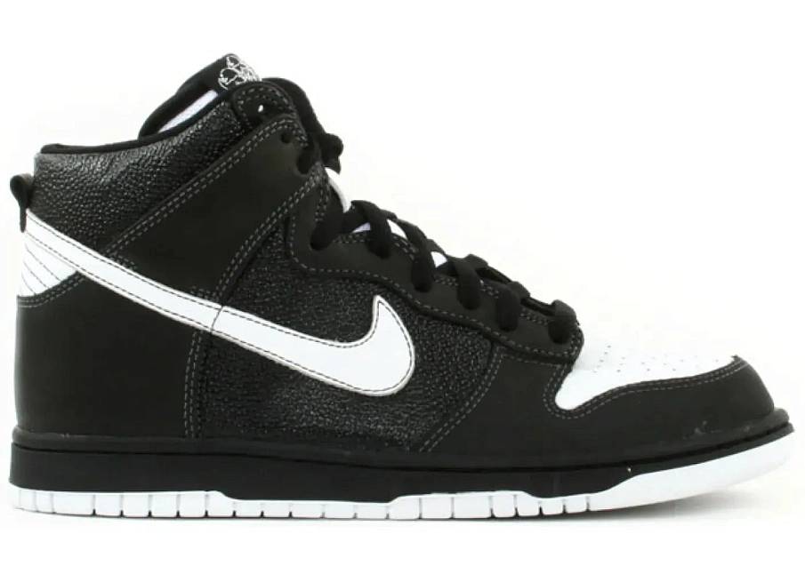 Фото № 1 с приближением к товару «‎Nike Dunk High Nort»