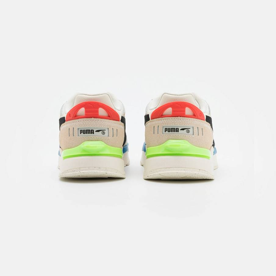 Фото № 3 с приближением к товару «‎Puma Mirage Re.gen »