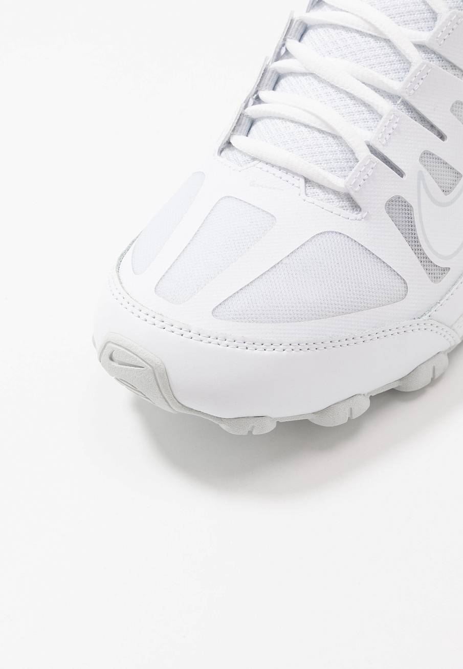 Фото № 5 с приближением к товару «‎Nike Reax 8 TR»