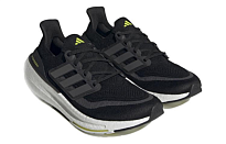 Фото № 2 с приближением к товару «‎ adidas Ultraboost Running shoes»