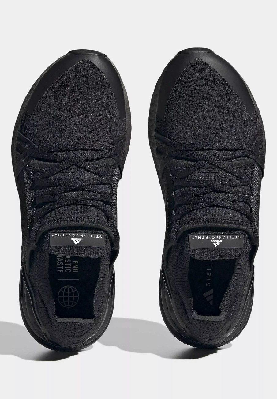 Фото № 4 с приближением к товару «‎ULTRABOOST »