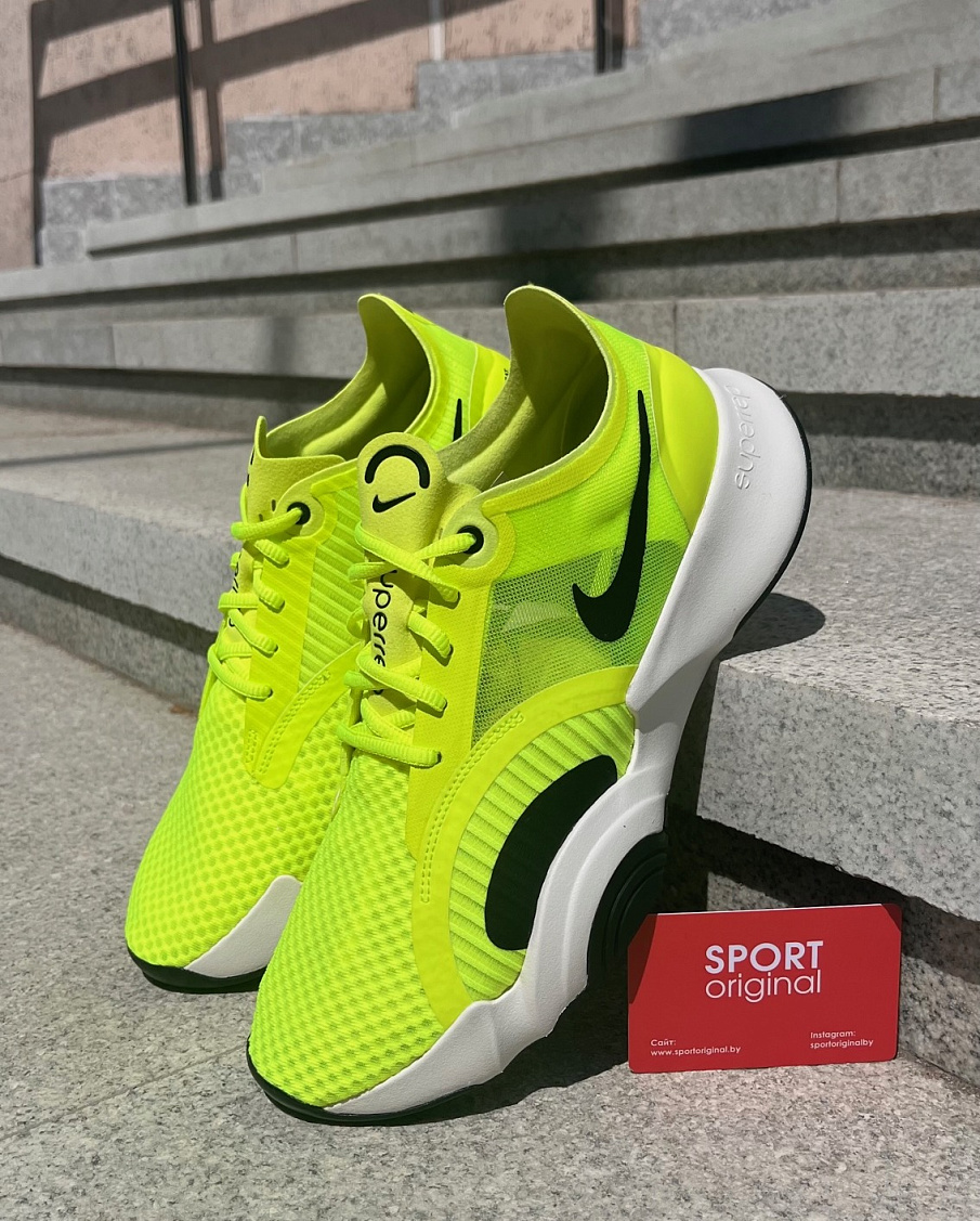 Фото № 1 с приближением к товару «‎Nike AIR ZOOM SUPERREP go»