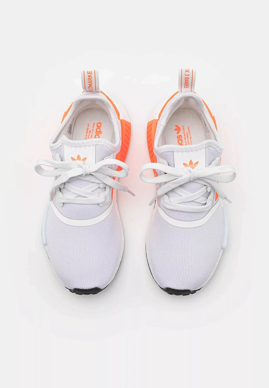 Фото № 4 с приближением к товару «‎NMD_R1 UNISEX»