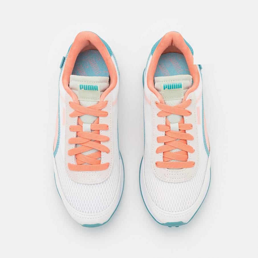 Фото № 5 с приближением к товару «‎Puma Future Rider Luminous »