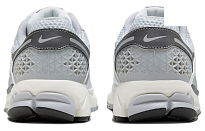 Фото № 4 с приближением к товару «‎ Nike Air Zoom Vomero 5 Running shoes»