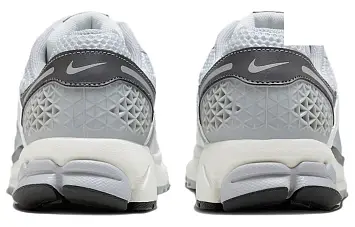  Nike Air Zoom Vomero 5 Running shoes - 6