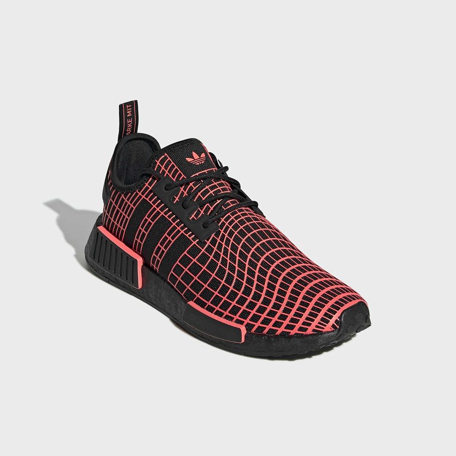 Фото № 2 с приближением к товару «‎Adidas Nmd R1 »