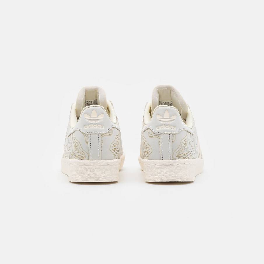 Фото № 5 с приближением к товару «‎Adidas Superstar 82 »