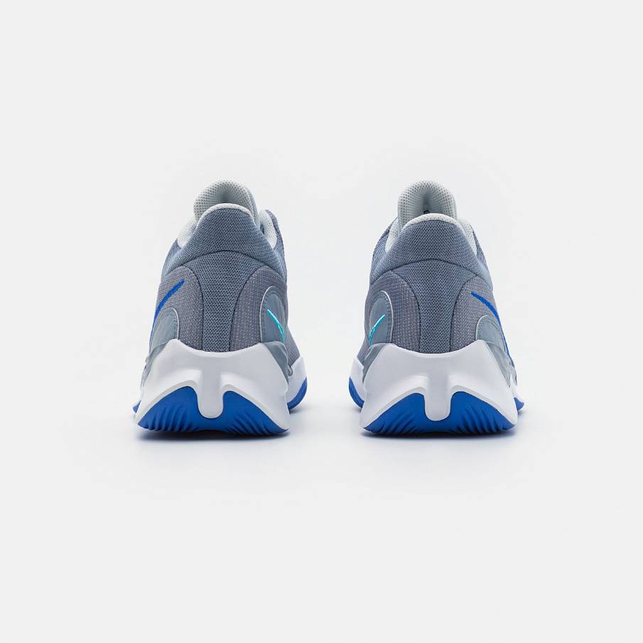 Фото № 3 с приближением к товару «‎Nike Renew Elevate Iii»