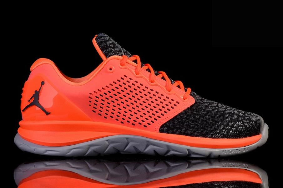 Фото № 1 с приближением к товару «‎Nike Air Jordan Trainer ST Hyper »