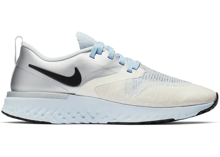 Фото № 1 с приближением к товару «‎Nike Odyssey React 2 Flyknit Metallic Silver »