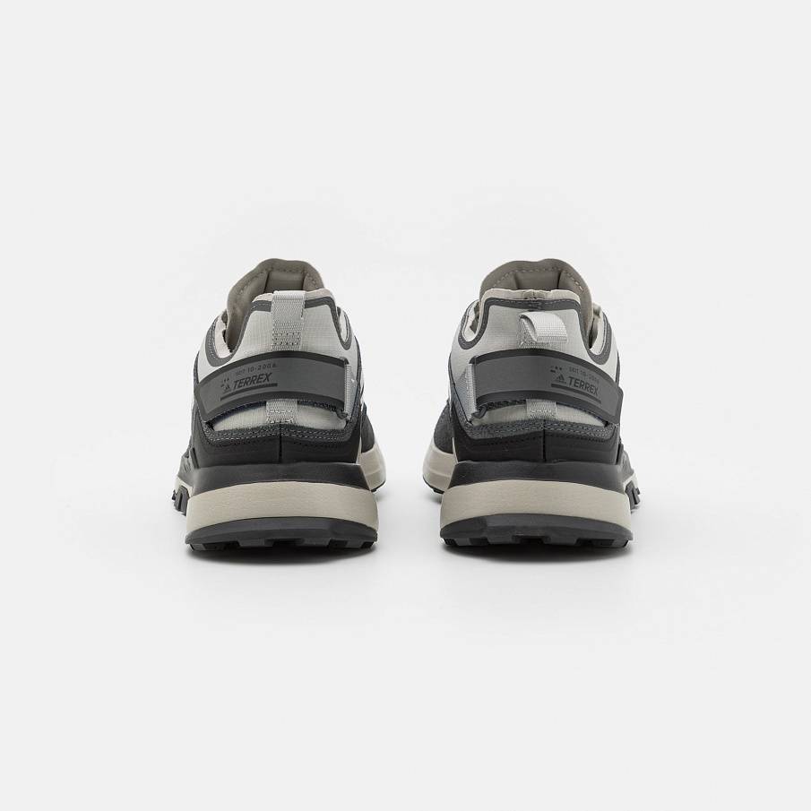 Фото № 3 с приближением к товару «‎Adidas Terrex Hikster»