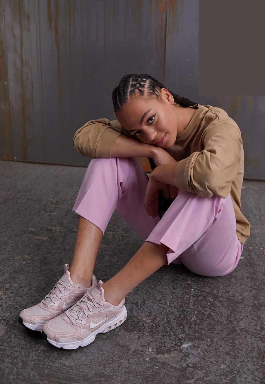 Фото № 1 с приближением к товару «‎Nike Zoom Air Fire »