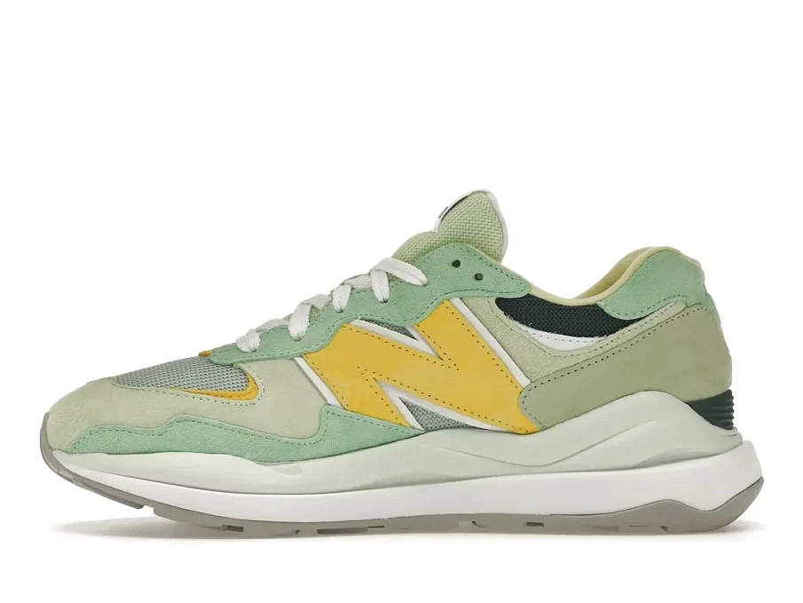 Фото № 3 с приближением к товару «‎New Balance 57/40»