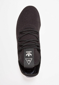 Фото № 2 с приближением к товару «‎Adidas Pw Hu »