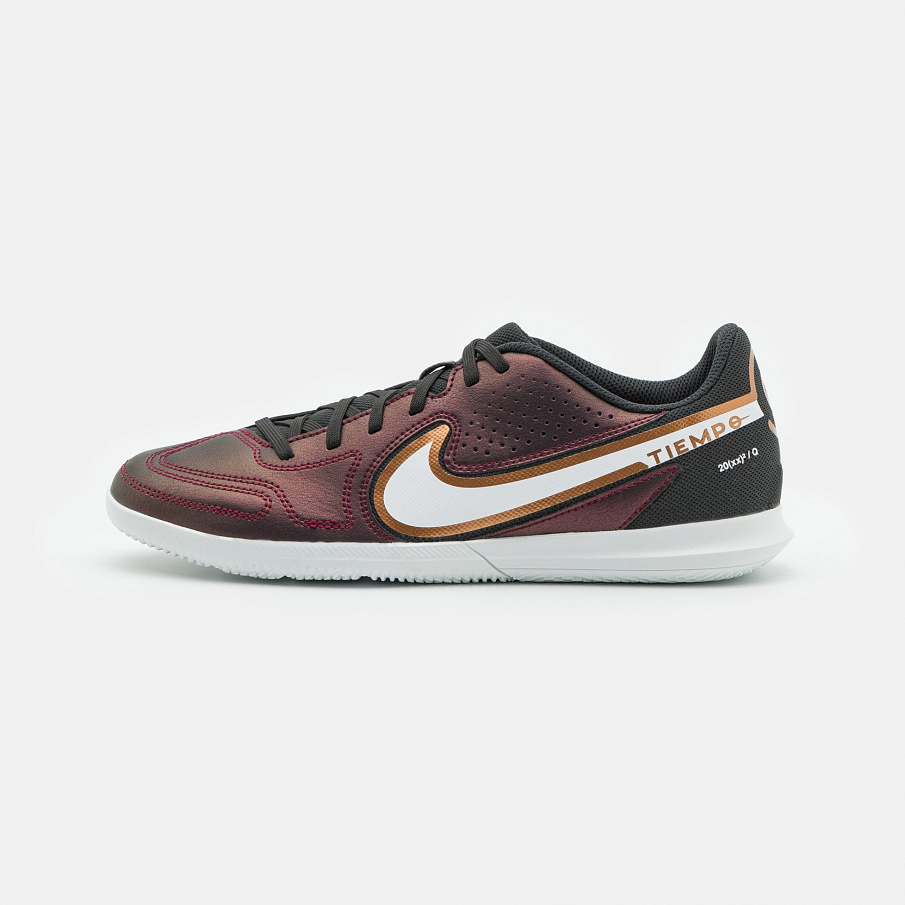 Фото № 1 с приближением к товару «‎Nike Tiempo Legend 9 Club IC »