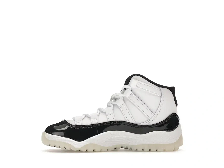 Фото № 3 с приближением к товару «‎Jordan 11 Retro»