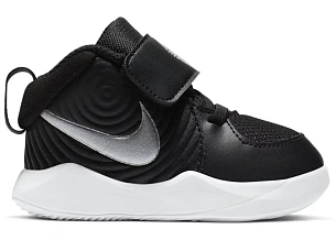 Nike Team Hustle D 9