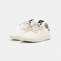 Фото № 2 с приближением к товару «‎Adidas HU »