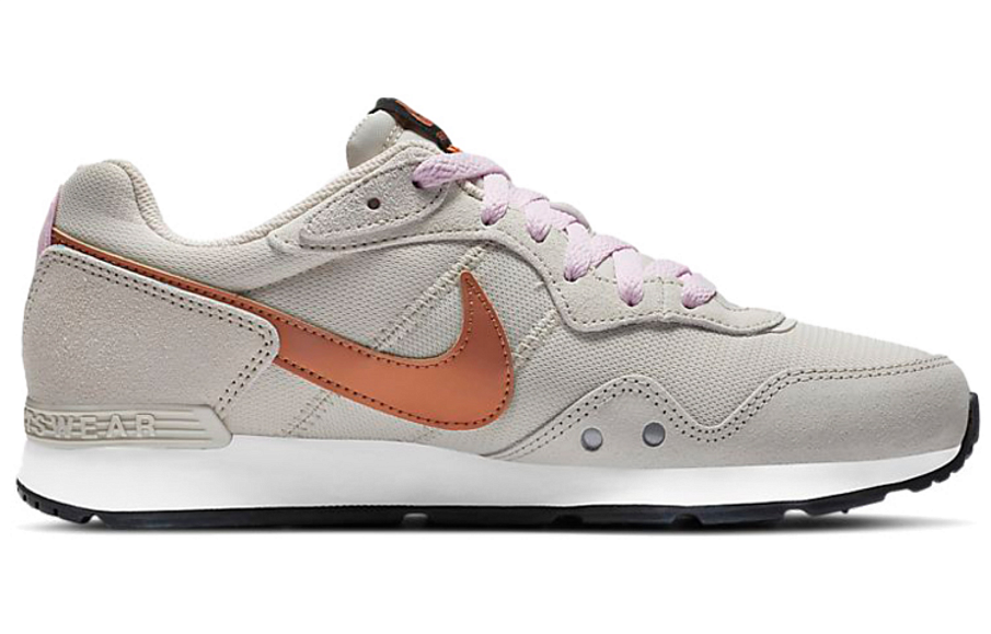 Фото № 2 с приближением к товару «‎Nike Venture Runner Wmns GreyOrange»