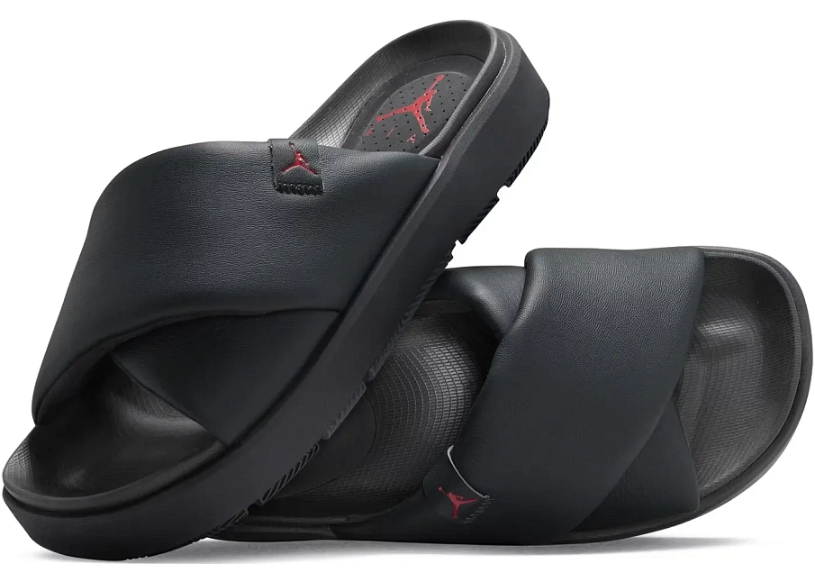 Фото № 1 с приближением к товару «‎Jordan Sophia»