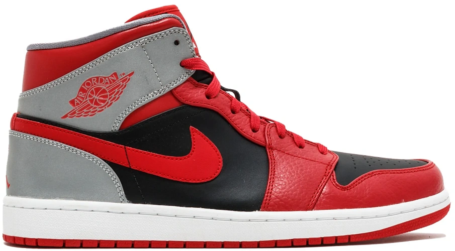Фото № 1 с приближением к товару «‎Jordan 1 Mid Fire Red Cement»
