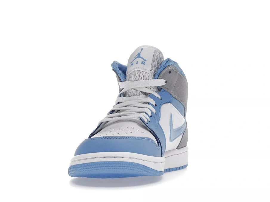 Фото № 4 с приближением к товару «‎Jordan 1 Mid University Blue Grey»