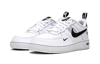 Фото № 3 с приближением к товару «‎Nike Force 1 LV8 Utility PS 'Overbranding'»