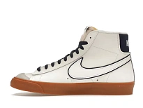 Фото № 3 с приближением к товару «‎Nike Blazer Mid 77 PRM»
