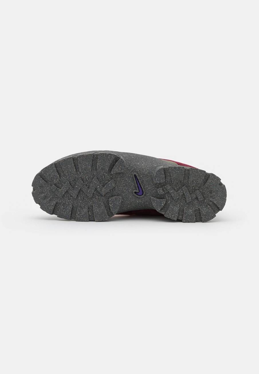 Фото № 3 с приближением к товару «‎Nike Lahar »