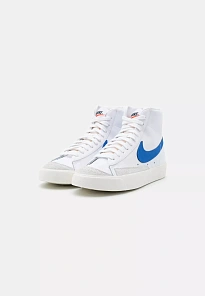 Фото № 2 с приближением к товару «‎BLAZER MID 77»