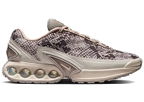 Фото № 1 с приближением к товару «‎Nike Air Max Dn»