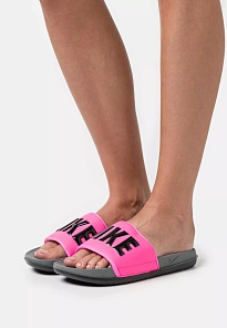 Фото № 1 с приближением к товару «‎OFFCOURT SLIDE»