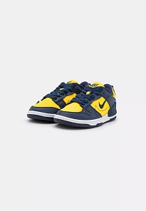 Фото № 3 с приближением к товару «‎DUNK LOW DISRUPT 2 »