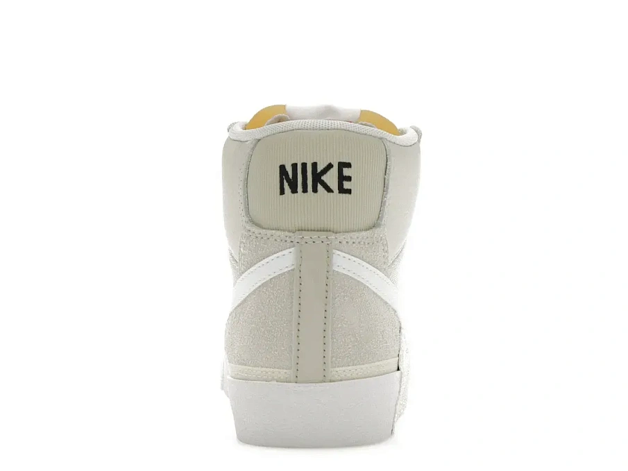 Фото № 4 с приближением к товару «‎Nike Blazer Mid Pro Club Remastered Light Bone»