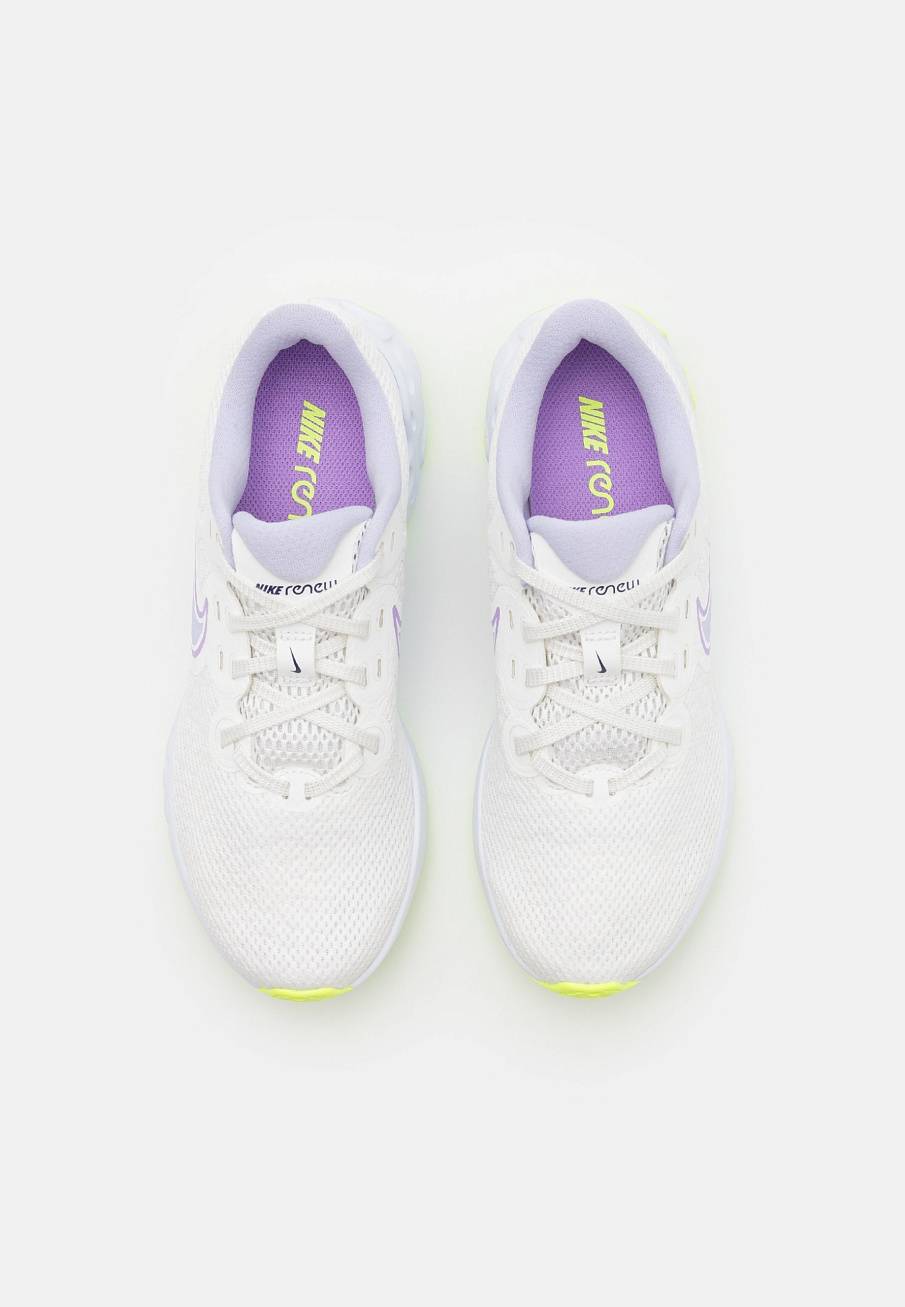 Фото № 4 с приближением к товару «‎Nike Renew Ride 2 »