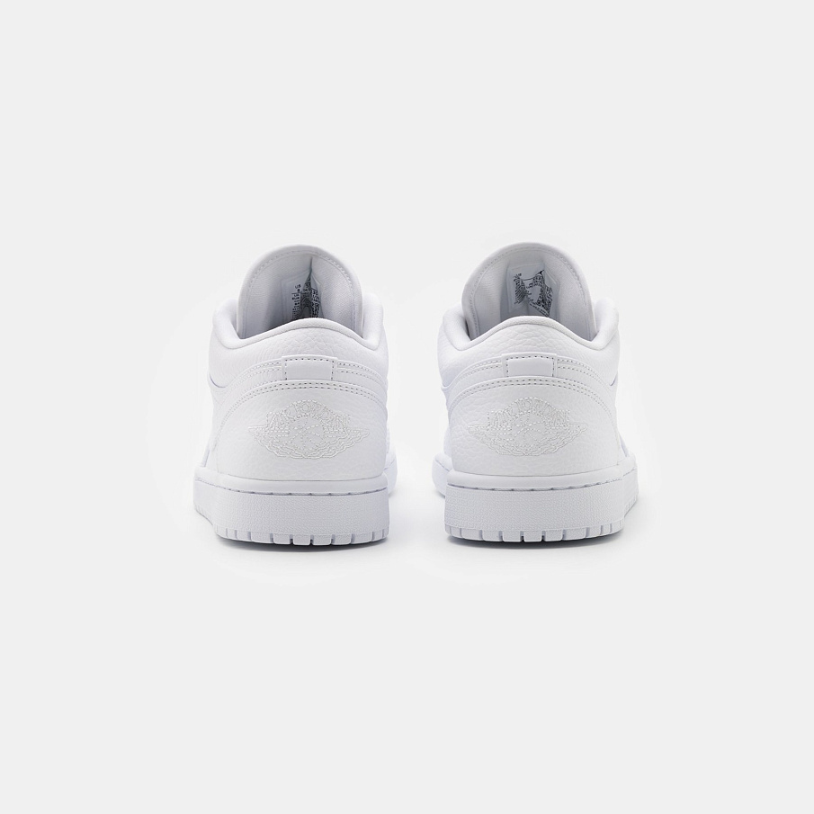 Фото № 3 с приближением к товару «‎Jordan Air 1 »