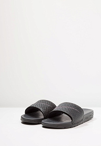 Фото № 3 с приближением к товару «‎Nike Benassi Solarsoft»