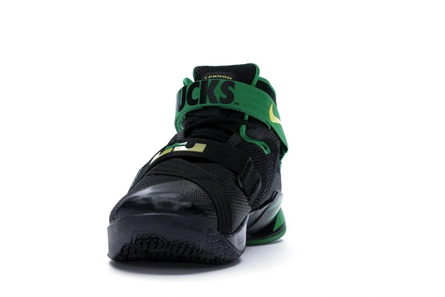 Фото № 2 с приближением к товару «‎Nike LeBron Zoom Soldier 9 Oregon»