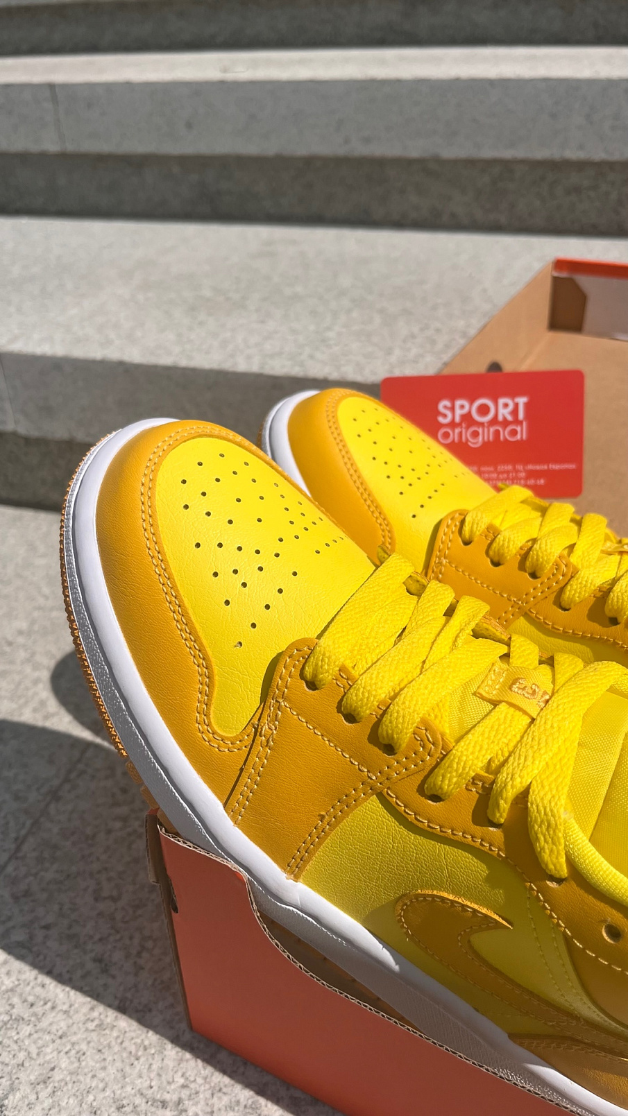 Фото № 3 с приближением к товару «‎Air Jordan 1 Low»