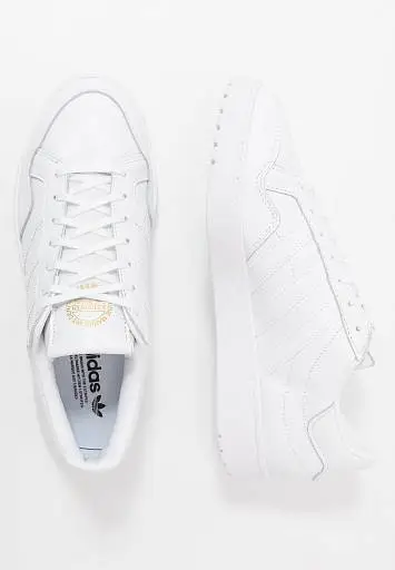 Adidas Team Court  - 3