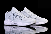 Фото № 3 с приближением к товару «‎Nike Air Jordan Formula 23 Pure Platinum »