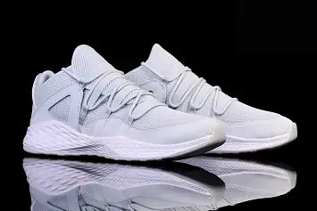 Nike Air Jordan Formula 23 Pure Platinum (919724-015) - 3