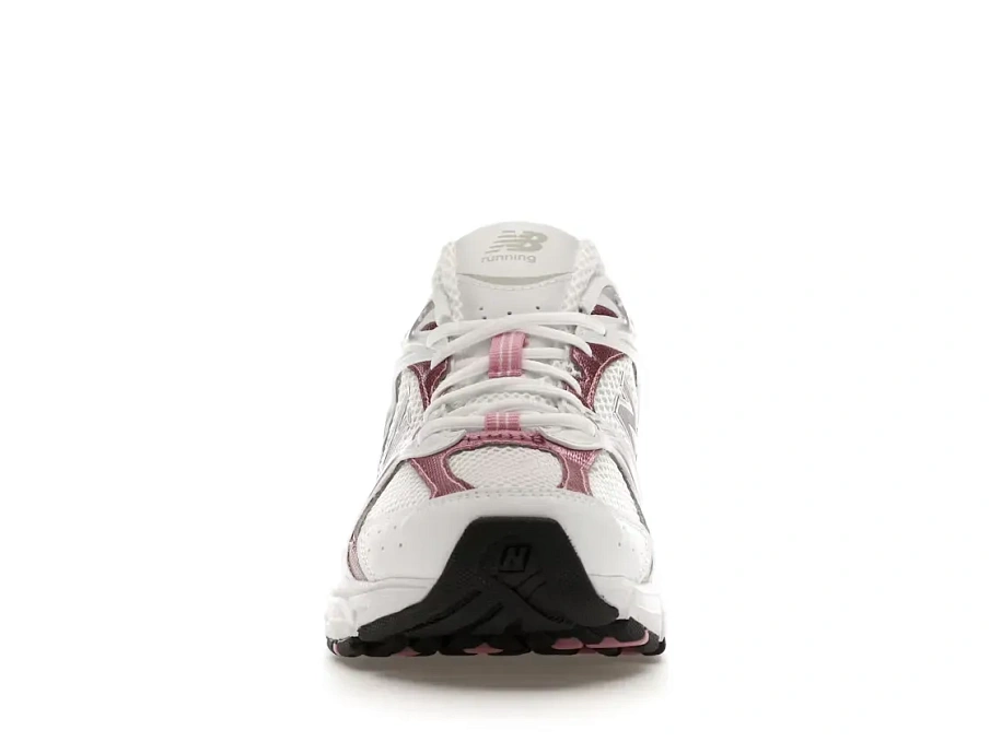 Фото № 2 с приближением к товару «‎New Balance 530»