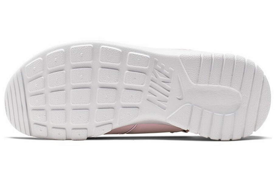 Фото № 4 с приближением к товару «‎Nike Tanjun Sandal WMNS»