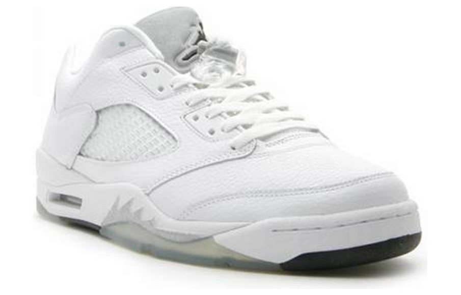 Фото № 3 с приближением к товару «‎Air Jordan Wmns Air Jordan 5 Retro Low 'Metallic White' 2006»